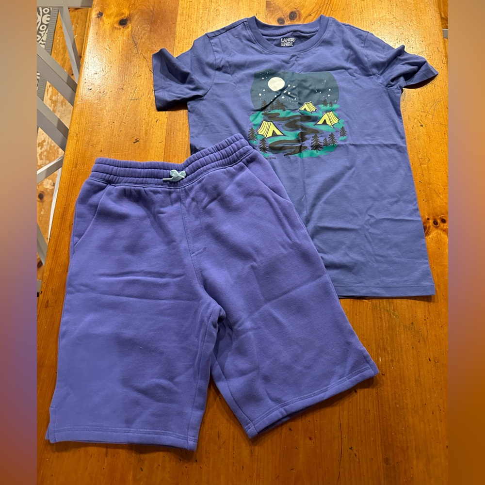 NWOT Lands’ End set of shorts and t-shirt. Size large kids.